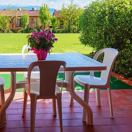 Garda Country Club By Whale Homes * Polpenazze del Garda